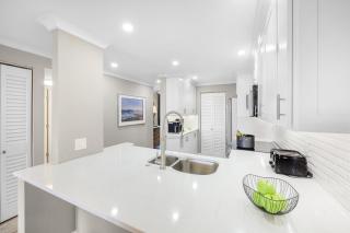 Rare 6th floor unit with amazing views of Clam Bay - 2