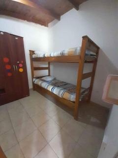 Casa ideal empresa 6 camas todas las comodidades - Bahía Blanca - 1