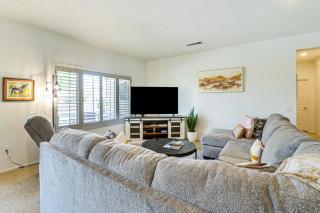 Near Golf Courses Surprise Home with Private Pool - Surprise - 7