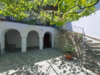The Stone Arch Inn - Gjirokastër - 0