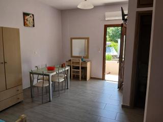 Vassilis Studios - Anaxos - 7