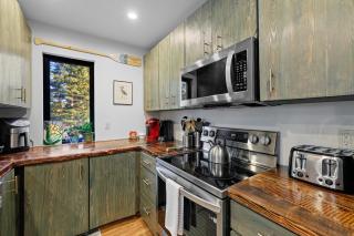 New! The McCall A Frame - Walk to restaurants and lake - Office - Library - Games - McCall - 2