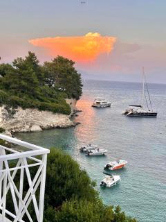 Aronis Spyros Panoramic Seaview Apartments - Longos - 9
