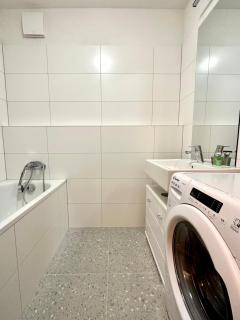City appartment AC & Parking - 9