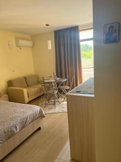 Студио в комплекс Нестинарка - 2