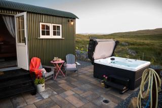 Green hut at Slieve Croob Glamping - Ballyward - 4
