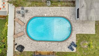 5BR Home w Pool & Big Yard Near Universal Studios - Orlando - 7