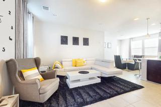 Modern & Stylish Retreat Near Downtown- New Home - 0