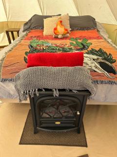 #Y5 Lumberjack Lounge Yurt - Drumheller - 2
