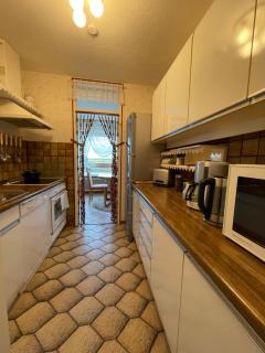 Zentrales Rooftop-Apartment mit Balkon für bis zu 5 Personen - Marl - 2