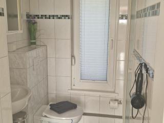 Attractive bungalow with roofed terrace - Blankenburg - 1