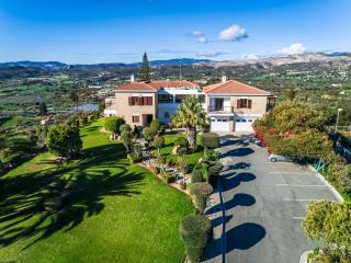 Mountain view 6 bed mansion - Larnaca - 9