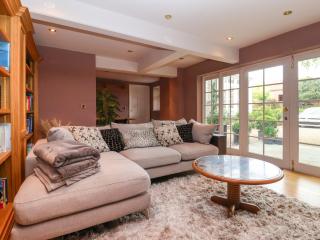 12 Cross Street - Beverley - 9