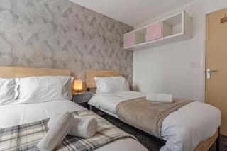 Desert Oasis 2 BED 2 BATH FREE Parking - Netflix - Birmingham - 1