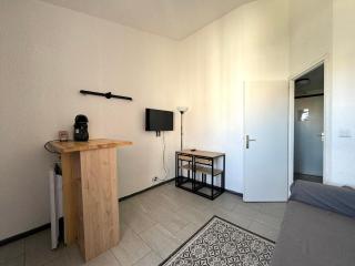 2 couchages vue Port piscine Le Cap d'Agde - 1