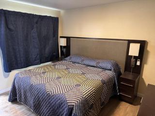 The Lodge Tulelake - 4