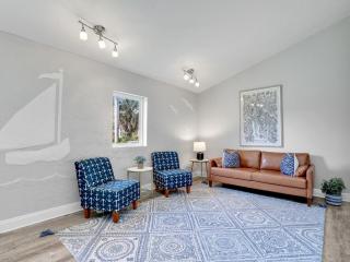 5 Beds 3 BDR 2 Bath Heated Pool, Grill, Patio - Marco Island - 3
