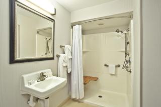 Courtyard by Marriott Gulfport Beachfront - Gulfport - 4