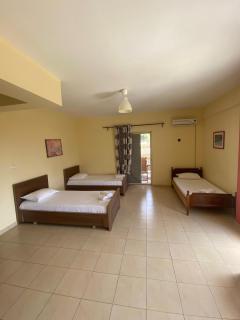 Marina Apartaments - Himarë - 4