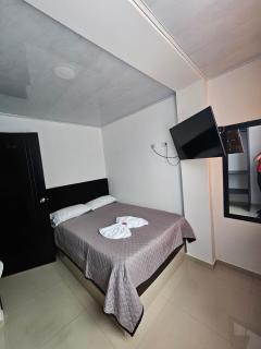 HOTEL BIG BEN MALAGA SANTANDER - Málaga - 4