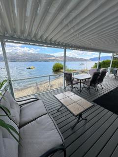 Peachland Beach Resort - Peachland - 8
