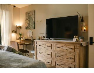 Spacious 1 BR villa on golf course with epic views! - 4