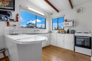 Jetty View - Bellbird Cabin - Nungurner - 4