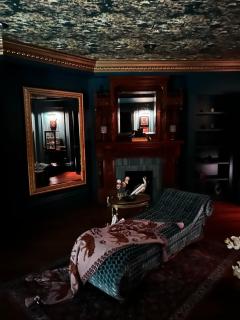 Victorian Mansion - 620 Cross Street - - 2