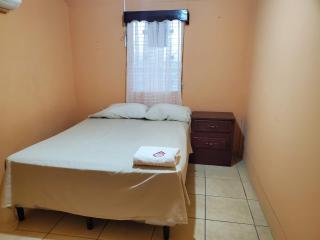 Apartamentos y Hostal RUDON #4 - 4
