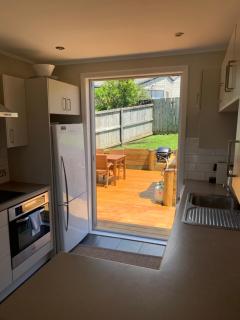 Sunny Character 2 Bedroom Home - Mission Bay - Auckland - 2