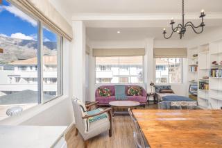Amazing 2 Bedroom Apartment with mountain views on Kloof street - Cidade Do Cabo - 6
