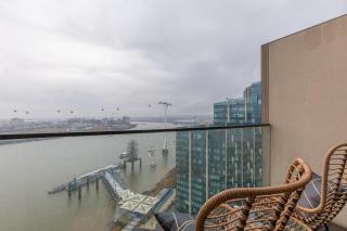 Ravishing 1BD Flat - 2 minute walk from the O2! - 1