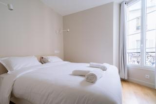 Welcoming 1 Bedroom Apartment in Paris - Parijs - 1