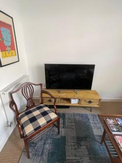 Beautifully Refurbished 2BD Flat- Clapham - London - 2