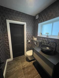 Luxurious & Central 3BD House - Chelsea - 4