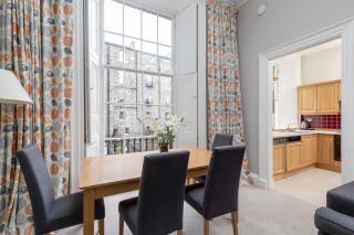 Light and Spacious 2 Bedroom Flat in Heart of Edinburgh - Edimburgo - 4