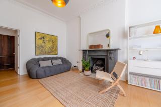 Stylish & Light Victorian 2BD Flat - Holland Park - Londra - 2
