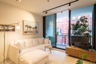 Trendy 1 Bedroom Apartment in the Heart of Collingwood - Melbourne - 3