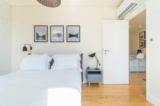 Modern 1 Bedroom Lisbon Apartment with Balcony - Lisbon - 8