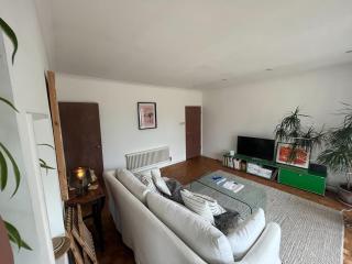 Peaceful 2 Bedroom Flat with Roof Terrace - Hackney - Londra - 9