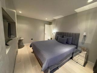 Modern and Luxurious 2 Bedroom Flat - Barons Court - Londra - 6