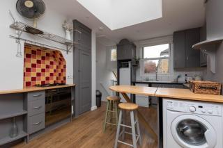 Homely 1 bedroom apartment in Fulham! - 6