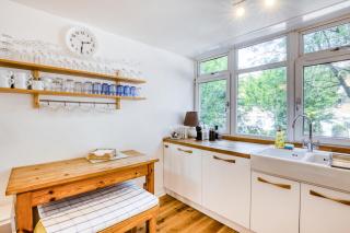 Homely 4 Bedroom House in Brixton - Londen - 9