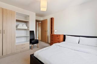 Modern 2 Bedroom Apartment in Homerton - 5