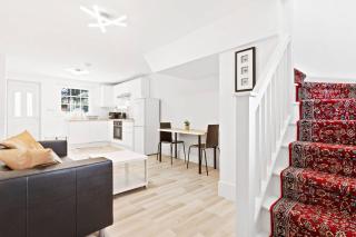 Airy Spacious 1 Bedroom Aprtment with Garden in Brixton - 0