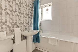 Lovely 4 Bedroom House with Garden near Waterloo - Londra - 8