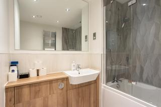 Comfy 2 Bedroom Apartment near Edinburgh City Centre - Edinburgh - 5