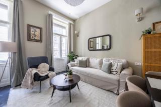 Charming Art Deco Style Apartment in the Heart of Budapest - Budapest - 0
