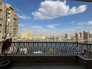 Zamalek Nile view prime location 4BR - Caïro - 6