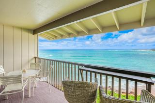 "Picture Perfect" Oceanfront Beauty Top Floor at Wailua Bay View! - Kapaa - 3